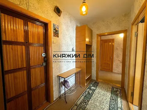 квартира за адресою Ревуцького вул., 18-А