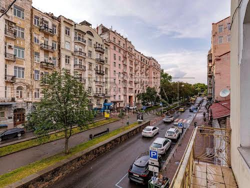 квартира за адресою Антоновича вул. (Горького), 9