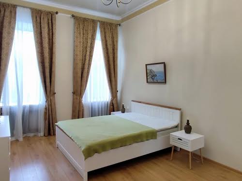 квартира за адресою Петра Сагайдачного вул., 8/10