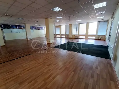 комерційна за адресою Митрополита Василя Липківського вул. (Урицького), 45