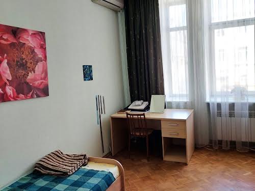 квартира по адресу Куликовский спуск (Революції), 9