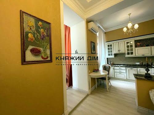 квартира за адресою Антоновича вул. (Горького), 8
