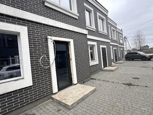 будинок за адресою с. Нові Петрівці, Будівельників друга