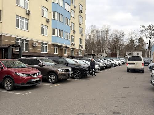 квартира за адресою Воскресенська вул., 16В