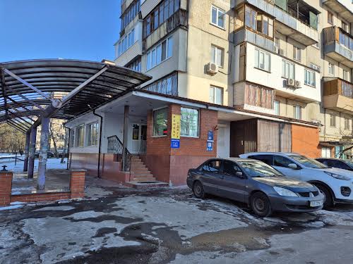 коммерческая по адресу Ореста Левицкого ул. (Академіка Курчатова), 20