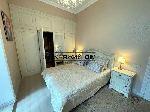 квартира за адресою Антоновича вул. (Горького), 8