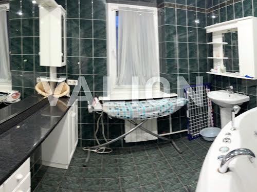 квартира по адресу Святошинская ул., 4