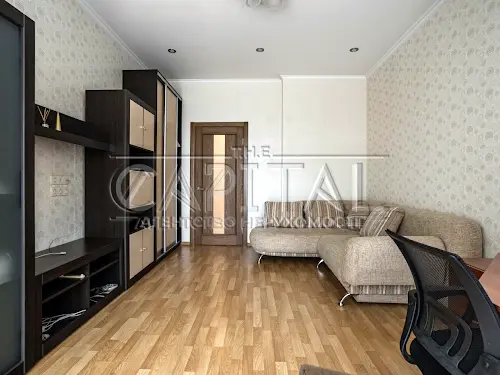 квартира за адресою Дмитрівська вул., 82