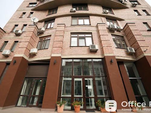 комерційна за адресою Олександра Кониського вул., 28А-30А