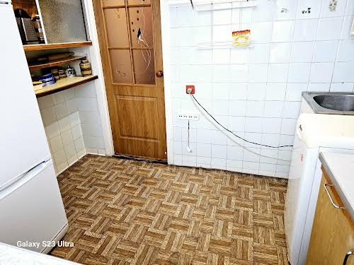 квартира за адресою Київ, Братиславська вул., 40А