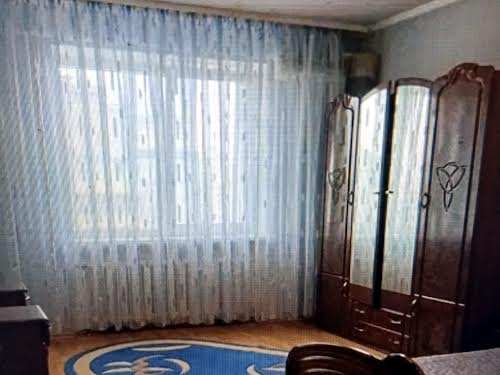 квартира за адресою Анни Ахматової вул., 35