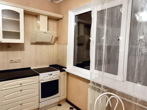 квартира за адресою Панаса Мирного вул., 11