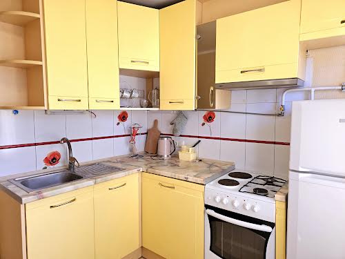 квартира за адресою Перемоги вул., 15