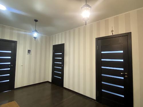 квартира за адресою Анни Ахматової вул., 46