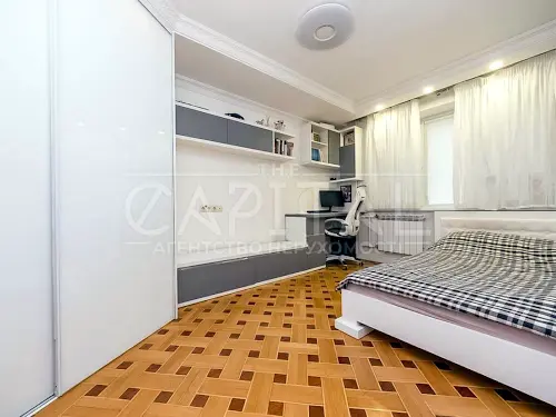 квартира по адресу Науки просп., 24к2