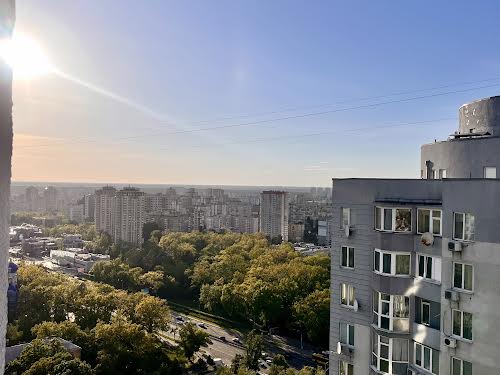 квартира по адресу Львовская ул., 22