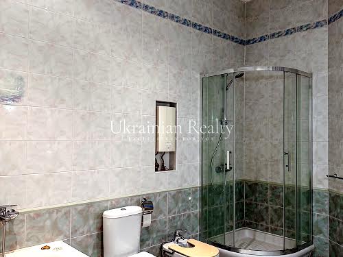 квартира за адресою Богдана Хмельницького вул., 32