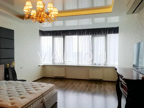 квартира за адресою Дніпровська набережна вул., 14