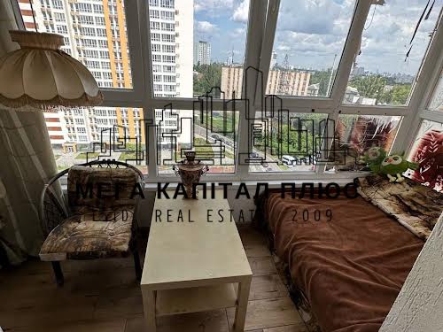 квартира за адресою Київ, Берестрейский, 67-Г