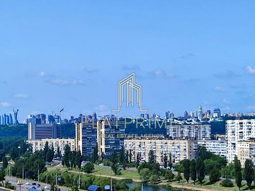 квартира по адресу Березняковская ул., 2