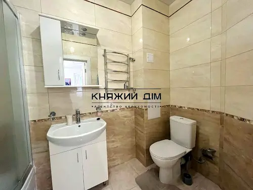квартира за адресою Феодосійська вул., 3-В