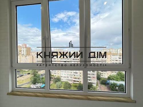 квартира за адресою Київ, Драгоманова вул., 10
