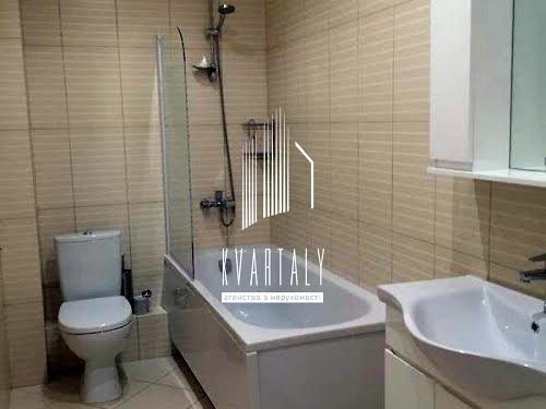 квартира за адресою Миколи Амосова вул., 2