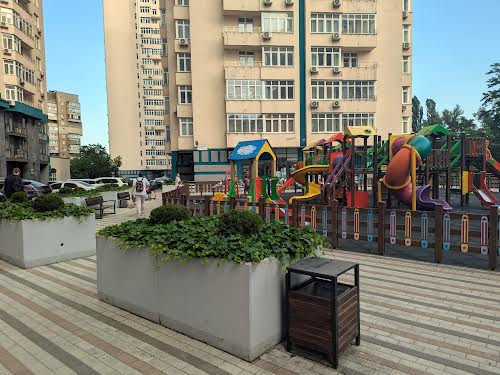 квартира за адресою Митрополита Василя Липківського вул. (Урицького), 37-В