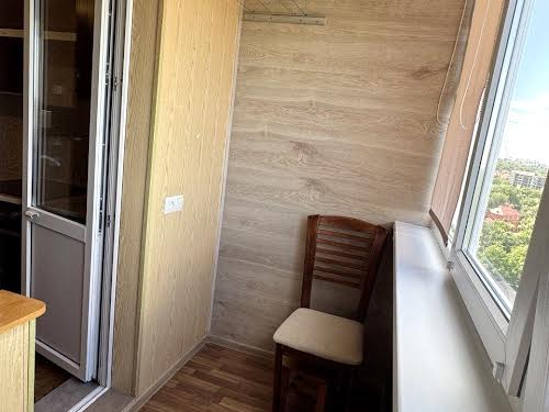 квартира по адресу Салютная ул., 42/46