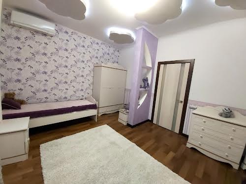 квартира за адресою Київ, Василя Тютюнника вул. (Анрі Барбюса), 37/1