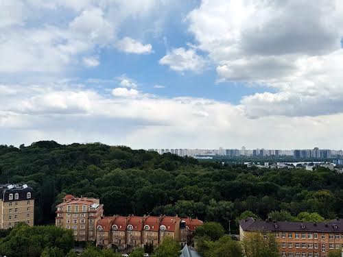 квартира за адресою Новоселицька вул., 10