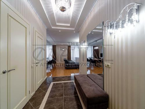 квартира за адресою Старонаводницька вул., 6б