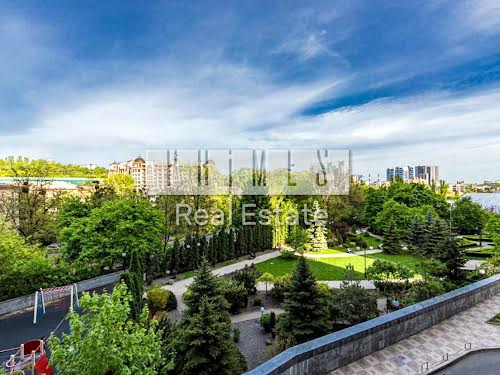 квартира по адресу Андрея Верхогляда ул. (Михайла Драгомирова), 1-20а
