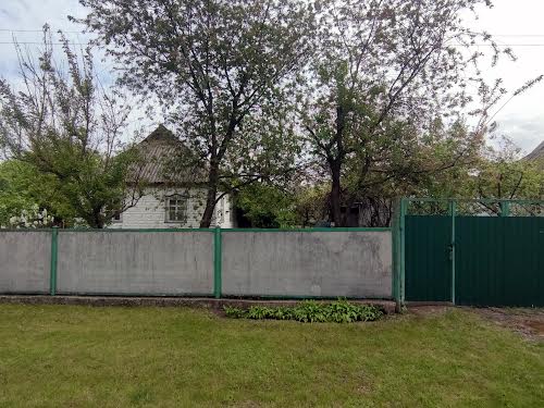 дом по адресу с. Александровка, Центральна, 102