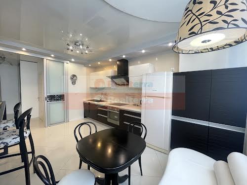 квартира за адресою Бориса Гмирі вул., 8 -б