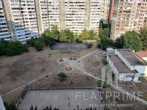 квартира по адресу Анны Ахматовой ул., 25