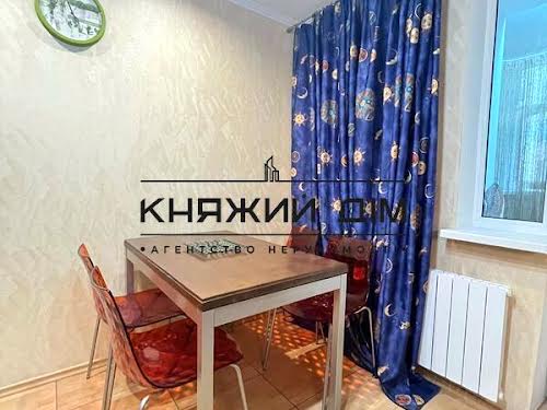 квартира за адресою Рибальська вул., 8