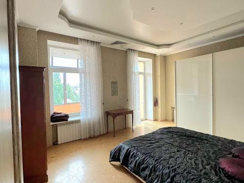 квартира за адресою Михайлівська вул., 24б 