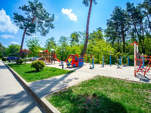 квартира за адресою Підлісна вул., 21