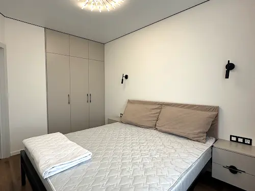 квартира за адресою Олени Теліги вул., 25