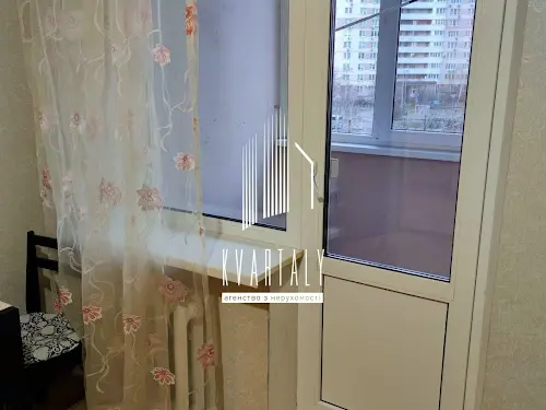 квартира за адресою Олени Пчілки вул., 2-Б
