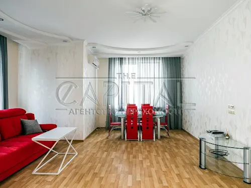 квартира за адресою Дмитрівська вул., 82