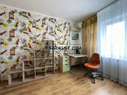 квартира за адресою Драгоманова вул., 8-А