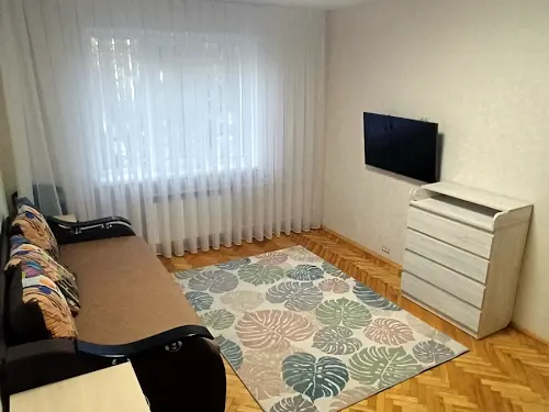 квартира за адресою Рональда Рейгана вул., 11-А