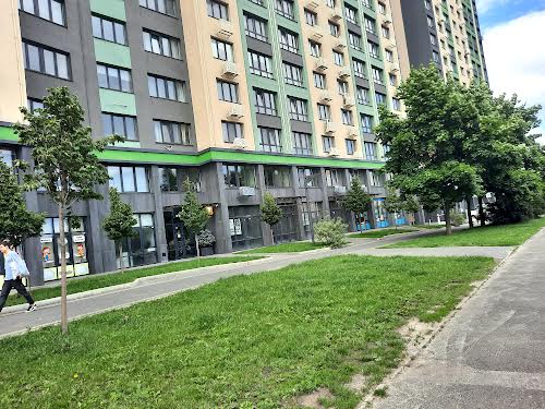 квартира за адресою Максимовича, 32б