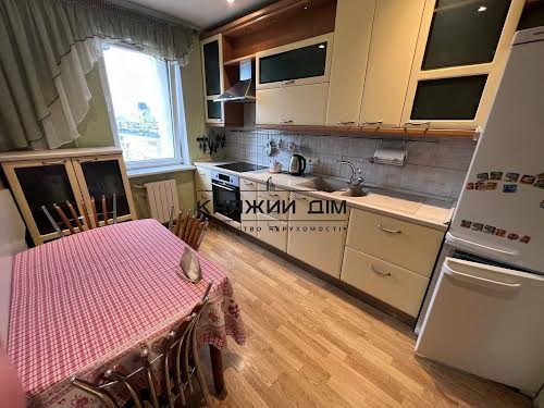 квартира по адресу Днепровская набережная ул., 13