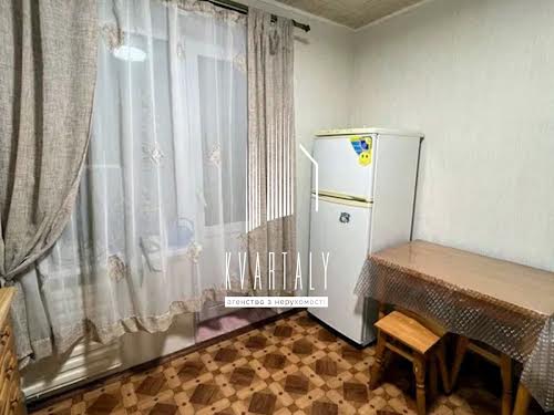 квартира за адресою Голосіївський просп. (40-річчя Жовтня), 74-А