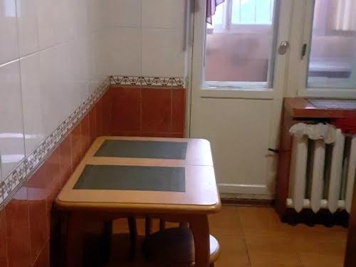 квартира за адресою Захарівська вул., 10