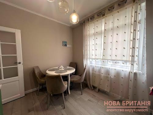 квартира за адресою Михайла Максимовича вул. (Онуфрія Трутенка), 24-А