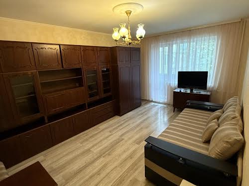 квартира за адресою Академіка Корольова вул., 8